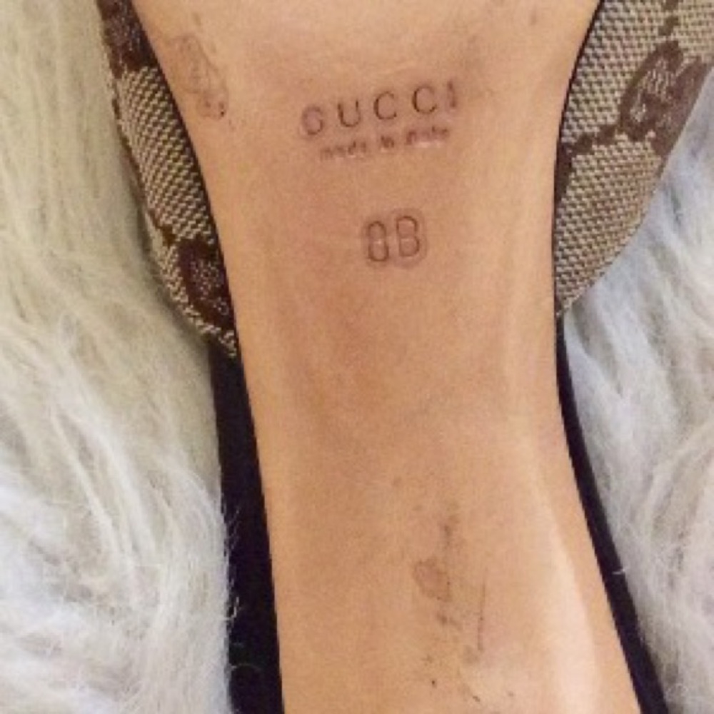Gucci monogram slides - Picture 5 of 6